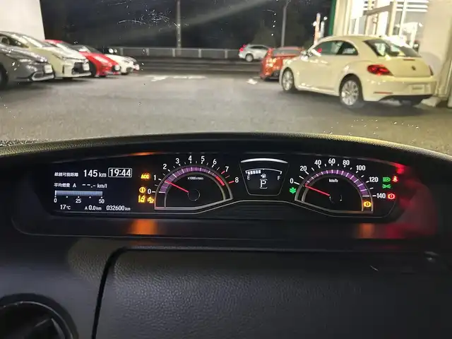 ホンダ Ｎ ＢＯＸ カスタム G L ターボ ホンダセンシング 静岡県 2019(平31)年 3.3万km クリスタルブラックパール ユーザー買取車両/ワンオーナー/純正SDナビ（VXU-195NBi）/【AM/FM/TV/CD/BT/SD】/純正15インチAW/純正サイドエアロパーツ/MTモード付AT/パドルシフト/エンジンスタートボタン/クルーズコントロール（追従走行あり）/USB入力端子/ETC/ドライブレコーダー/ベンチシート/ハーフレザーシート/両側パワースライドドア/横滑り防止装置/レーンアシスト/衝突被害軽減システム/保証書/取扱説明書