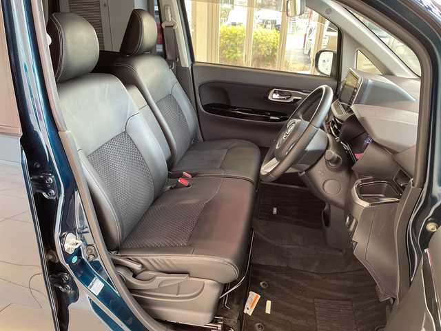 ダイハツ ムーヴ カスタム RS ハイパーLTD SAⅢ 埼玉県 2019(令1)年 3万km レーザーブルークリスタルシャイン スマートアシスト/純正メモリーナビ/　CD/DVD/BT/フルセグ/バックカメラ、全方位カメラ/LEDオートライト/ハーフレザーシート/運転席シートヒーター/社外16インチアルミホイール/ETC