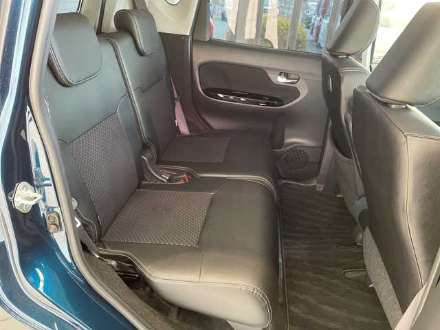 ダイハツ ムーヴ カスタム RS ハイパーLTD SAⅢ 埼玉県 2019(令1)年 3万km レーザーブルークリスタルシャイン スマートアシスト/純正メモリーナビ/　CD/DVD/BT/フルセグ/バックカメラ、全方位カメラ/LEDオートライト/ハーフレザーシート/運転席シートヒーター/社外16インチアルミホイール/ETC