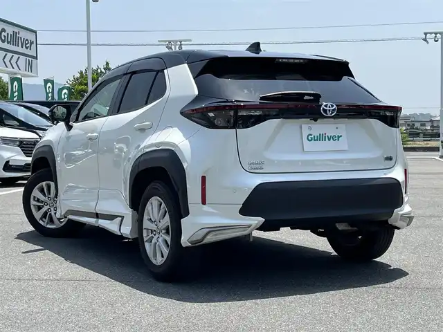 トヨタ ヤリスクロス ハイブリッド G 奈良県 2021(令3)年 7万km ブラックマイカ/ホワイトパールクリスタルシャイン 2トーン 純正ナビ　/Bluetooth　/USB入力端子　/ETC2.0　/前後ドライブレコーダー　/前席シートヒーター　/ステアリングヒーター　/BSM　/モデリスタエアロ　/純正アルミホイール　/純正フロアマット　/オートLEDライト