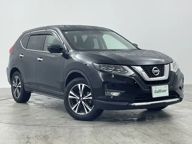 日産 エクストレイル 20X 群馬県 2017(平29)年 8.4万km ダイヤモンドブラック 純正９型ナビ　フルセグＴＶ　全周囲カメラ　衝突被害軽減ブレーキ　レーンアシスト　シートヒーター　デジタルインナーミラー　電動リアゲート　ＬＥＤヘットライト　ドライブレコーダー　ＥＴＣ　スマートキー