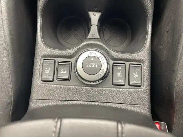 日産 エクストレイル 20X 群馬県 2017(平29)年 8.4万km ダイヤモンドブラック 純正９型ナビ　フルセグＴＶ　全周囲カメラ　衝突被害軽減ブレーキ　レーンアシスト　シートヒーター　デジタルインナーミラー　電動リアゲート　ＬＥＤヘットライト　ドライブレコーダー　ＥＴＣ　スマートキー