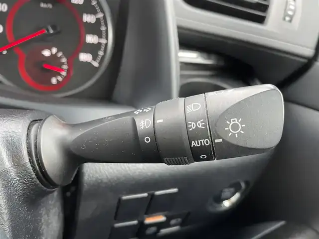 トヨタ アルファード S 石川県 2020(令2)年 6.5万km パール 純正ディスプレイオーディオ/フルセグTV・ナビ/バックカメラ/両側パワースライドドア/LEDヘッドライト/ビルトインETC/ドライブレコーダー/スマートキー/トヨタセーフティセンス/レーダークルーズ/コーナーセンサー/純正アルミホイール