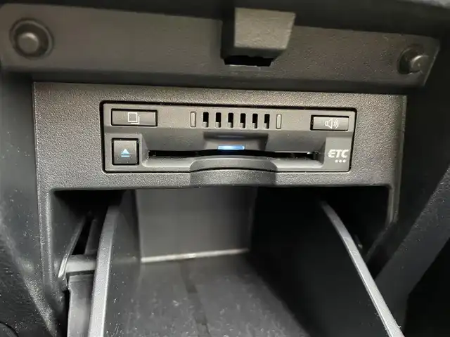 トヨタ アルファード S 石川県 2020(令2)年 6.5万km パール 純正ディスプレイオーディオ/フルセグTV・ナビ/バックカメラ/両側パワースライドドア/LEDヘッドライト/ビルトインETC/ドライブレコーダー/スマートキー/トヨタセーフティセンス/レーダークルーズ/コーナーセンサー/純正アルミホイール