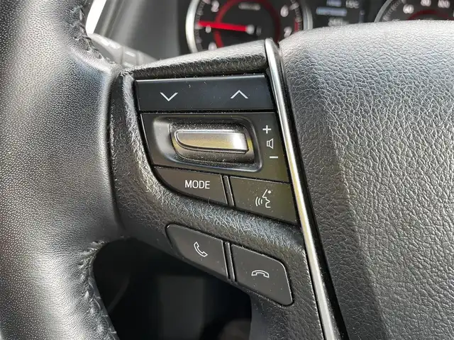 トヨタ アルファード S 石川県 2020(令2)年 6.5万km パール 純正ディスプレイオーディオ/フルセグTV・ナビ/バックカメラ/両側パワースライドドア/LEDヘッドライト/ビルトインETC/ドライブレコーダー/スマートキー/トヨタセーフティセンス/レーダークルーズ/コーナーセンサー/純正アルミホイール