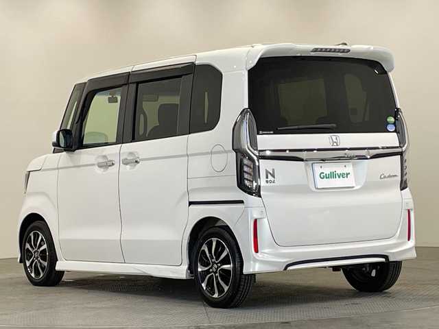 ホンダ Ｎ ＢＯＸ カスタム G EX ホンダセンシング 栃木県 2019(令1)年 3.5万km プラチナホワイトパール ワンオーナー/純正ナビ/（CD/フルセグTV/Bluetooth/MSV）/バックカメラ/ホンダセンシング/・衝突軽減ブレーキ/・誤発進抑制機能/・アダプティブクルーズコントロール/・車線維持支援システム/・路外逸脱抑制機能/・先行車発進お知らせ機能/・標識認識機能/コーナーセンサー/ビルトインETC/両側パワースライドドア/禁煙車/オートライト/フォグランプ/スマートキー/ステアリングスイッチ/純正AW/純正フロアマット