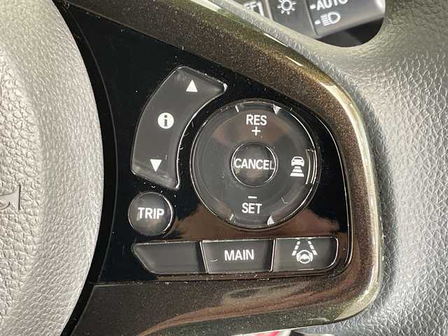 ホンダ Ｎ ＢＯＸ カスタム G EX ホンダセンシング 栃木県 2019(令1)年 3.5万km プラチナホワイトパール ワンオーナー/純正ナビ/（CD/フルセグTV/Bluetooth/MSV）/バックカメラ/ホンダセンシング/・衝突軽減ブレーキ/・誤発進抑制機能/・アダプティブクルーズコントロール/・車線維持支援システム/・路外逸脱抑制機能/・先行車発進お知らせ機能/・標識認識機能/コーナーセンサー/ビルトインETC/両側パワースライドドア/禁煙車/オートライト/フォグランプ/スマートキー/ステアリングスイッチ/純正AW/純正フロアマット