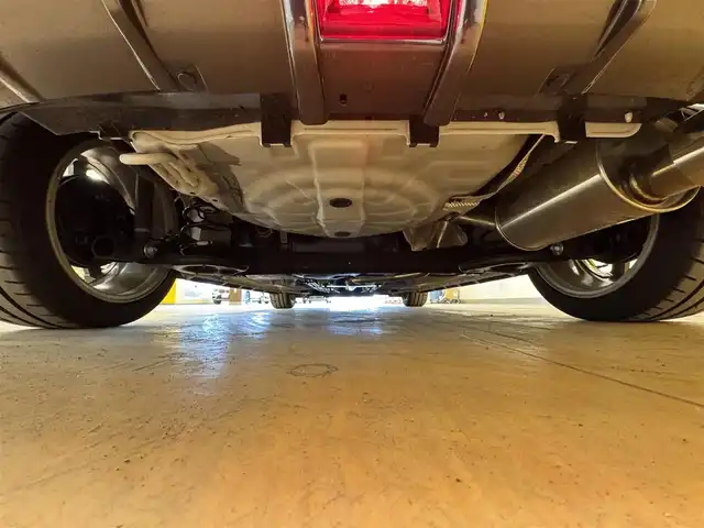 日産 マーチ ニスモS 群馬県 2021(令3)年 0.8万km ブリリアントホワイトパール 社外7インチワイドナビ/・AM/FM/フルセグTV/・CD/DVD/USB/SD/・Bluetooth/MSV/5MT/横滑り防止/バックカメラ/バックフォグランプ/ドライブレコーダー/純正フロアマット/純正ドアバイザー/純正16インチアルミホイール/社外LEDヘッドライト/社外マフラー（フジツボ）/ニスモブレーキホース/スマートキー/プッシュスタート