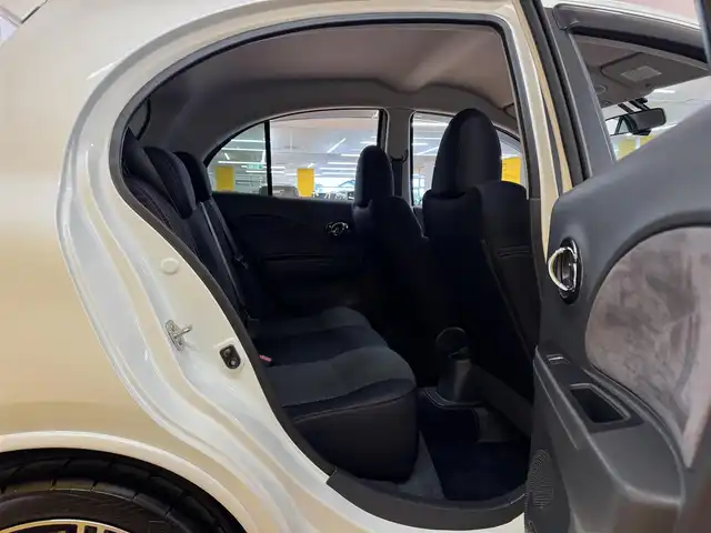 日産 マーチ ニスモS 群馬県 2021(令3)年 0.8万km ブリリアントホワイトパール 社外7インチワイドナビ/・AM/FM/フルセグTV/・CD/DVD/USB/SD/・Bluetooth/MSV/5MT/横滑り防止/バックカメラ/バックフォグランプ/ドライブレコーダー/純正フロアマット/純正ドアバイザー/純正16インチアルミホイール/社外LEDヘッドライト/社外マフラー（フジツボ）/ニスモブレーキホース/スマートキー/プッシュスタート