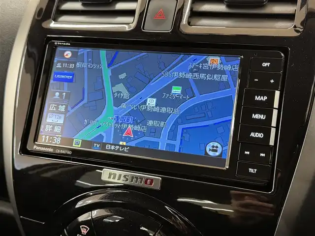 日産 マーチ ニスモS 群馬県 2021(令3)年 0.8万km ブリリアントホワイトパール 社外7インチワイドナビ/・AM/FM/フルセグTV/・CD/DVD/USB/SD/・Bluetooth/MSV/5MT/横滑り防止/バックカメラ/バックフォグランプ/ドライブレコーダー/純正フロアマット/純正ドアバイザー/純正16インチアルミホイール/社外LEDヘッドライト/社外マフラー（フジツボ）/ニスモブレーキホース/スマートキー/プッシュスタート