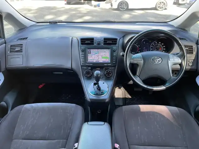 トヨタ マークＸ ジオ 240G エアロツアラー 埼玉県 2008(平20)年 8.2万km シルバーメタリック /ワンオーナー//純正HDDナビ//バックカメラ//CD&DVD再生//前2席パワーシート//ビルトインETC//スマートキーx2//キセノン//W.サイド.カーテンエアバッグ//ABS//横滑り防止装置//コーナーセンサー//革巻きステアリング//オートライト//Fフォグランプ//プライバシーガラス//ドアバイザー//純正18インチAW//新車時保証書//取扱説明書//ナビ取説