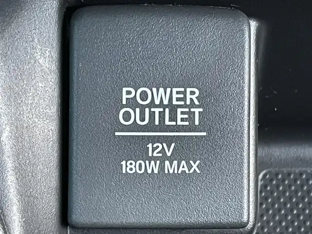 ホンダ フリード＋ ハイブリット G ホンダセンシング 兵庫県 2017(平29)年 7.8万km ホワイトオーキッドパール 7インチナビ/Bluetooth/ビルトインETC/両側パワースライド/レーンキープアシスト/バックカメラ/車線逸脱警報/クルーズコントロール/衝突軽減ブレーキ/LEDヘッドライト/スマートキー/アクセサリーソケット/オートライト