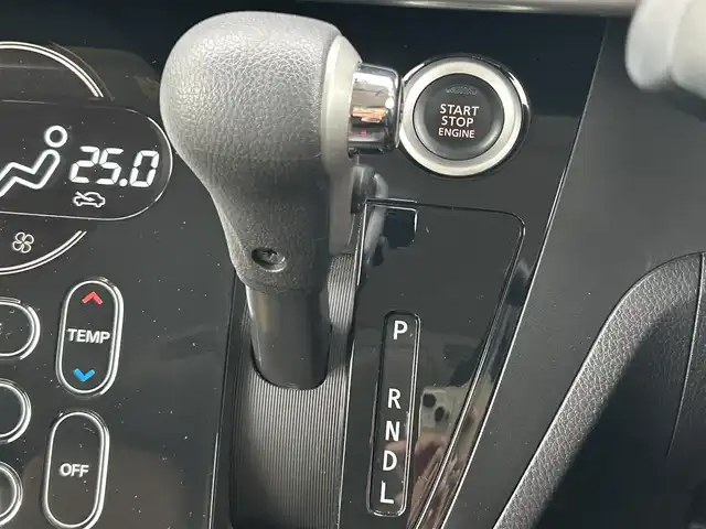 日産 デイズ ルークス HWS X Vセレクション 大阪府 2019(平31)年 2.2万km ホワイトパール 純正８インチナビ　/   フルセグＴＶ/CD/Bluetooth　/アラウンドビューモニター　/エマージェンシーブレーキ/レーンキープアシスト　/両側パワースライドドア　/アイドリングストップ/nano-e付サーキュレーター　/ハーフレザーシート/純正15インチアルミホイール　/純正フロアマット　/プッシュスタート　/スマートキー/ＬＥＤ/取扱説明書/保証書