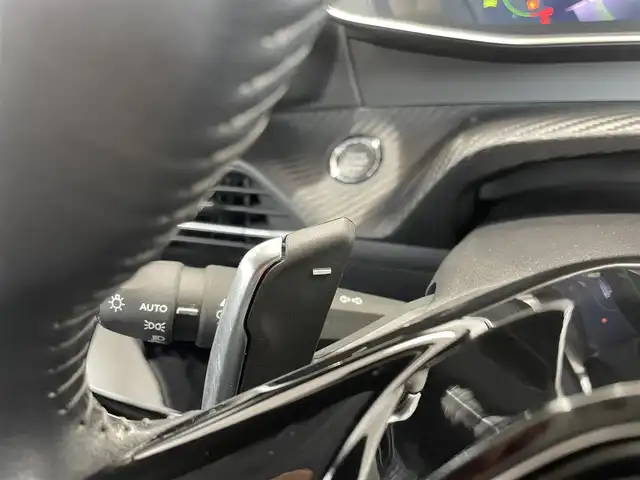 プジョー ２０８ アリュール 福島県 2020(令2)年 1.2万km 赤 純正ディスプレイオーディオ/BT/USB/FM/AM/純正16インチAW(AW＋冬タイヤ積込)/アクティブクルーズコントロール/クリアランスソナー/ハーフレザーシート/360°ビューモニター/ステアリングリモコン/アイドリングストップ/パドルシフト/ドライブレコーダー/USB充電ポート/置くだけ充電/オートライト/LEDヘッドライト/プッシュスタート/フロアマット/ETC