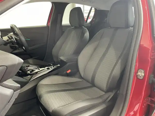 プジョー ２０８ アリュール 福島県 2020(令2)年 1.2万km 赤 純正ディスプレイオーディオ/BT/USB/FM/AM/純正16インチAW(AW＋冬タイヤ積込)/アクティブクルーズコントロール/クリアランスソナー/ハーフレザーシート/360°ビューモニター/ステアリングリモコン/アイドリングストップ/パドルシフト/ドライブレコーダー/USB充電ポート/置くだけ充電/オートライト/LEDヘッドライト/プッシュスタート/フロアマット/ETC
