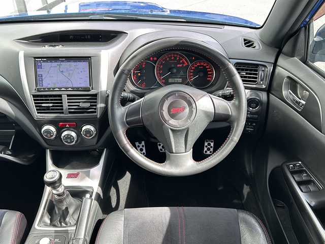 スバル インプレッサ ＷＲＸ STi 山形県 2010(平22)年 9.5万km WRブルーマイカ ４WD/社外メモリナビ/（Bluetooth/DVD/CD/フルセグ）/バックカメラ/前後ドライブレコーダー/ハーフレザー/D席パワーシート/プッシュスタート/スマートキー/ドアバイザー/フォグランプ/純正フロアマット/格納ウィンカーミラー/ETC/横滑り防止装置/社外マフラー（アペックス）/テイン車高調（足回り）