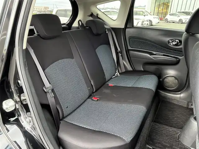 日産 ノート X DIG－S 鳥取県 2012(平24)年 11.1万km スーパーブラック スーパーチャージャー/純正ナビ/ワンセグ/CD/AUX/プッシュエンジンスタート/純正14インチアルミホイール/アイドリングストップ/電動格納ミラー/フロアマット/ドアバイザー/保証書/取扱説明書