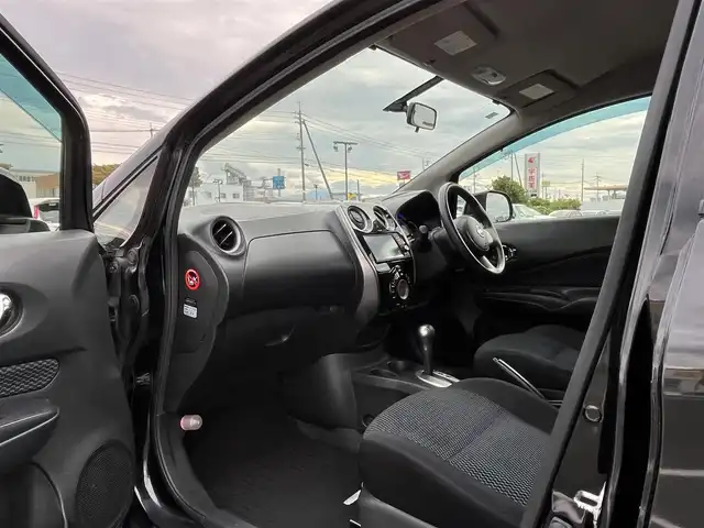 日産 ノート X DIG－S 鳥取県 2012(平24)年 11.1万km スーパーブラック スーパーチャージャー/純正ナビ/ワンセグ/CD/AUX/プッシュエンジンスタート/純正14インチアルミホイール/アイドリングストップ/電動格納ミラー/フロアマット/ドアバイザー/保証書/取扱説明書