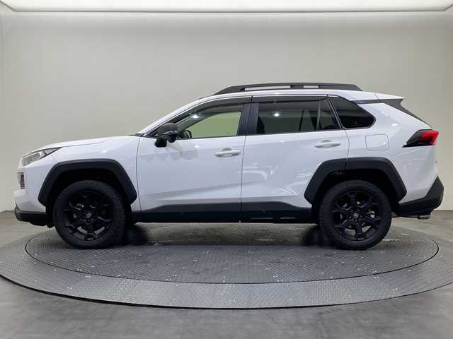 トヨタ ＲＡＶ４ アドベンチャー オフロードPKGⅡ 愛媛県 2024(令6)年 1.6万km スーパーホワイトⅡ 純正10.5インチナビ/Bluetooth/フルセグテレビ/バックカメラ/レーダークルーズコントロール/衝突被害軽減ブレーキ/レーンキープアシスト/前後コーナーセンサー/ブラインドスポットモニター/前後ドライブレコーダー/パワーシート/シートヒーター/シートエアコン/ETC/4WD/ルーフレール/LEDヘッドランプ/オートマチックハイビーム/オートライト/スペアキー/取扱説明書/保証書