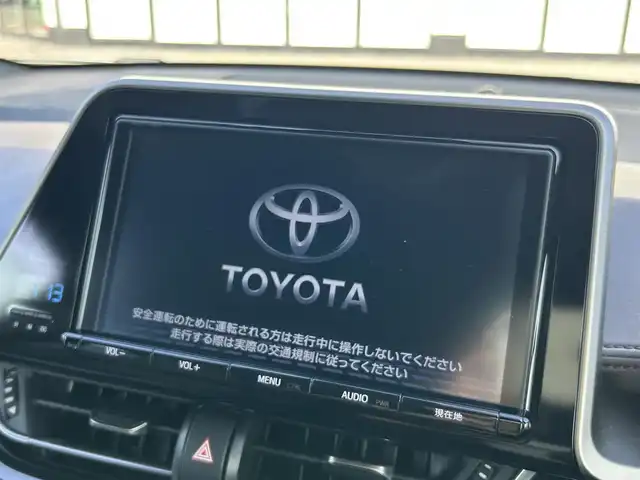 トヨタ Ｃ－ＨＲ G 大阪府 2016(平28)年 4万km メタルストリームM 純正９型ナビ/・CD/DVD/BT/フルセグ/追従クルーズコントロール/プリクラッシュセーフティ/シートヒーター/レザーシート/クリアランスソナー/ドライブレコーダー/ビルトインＥＴＣ/ＬＥＤライト/オートマチックハイビーム/バックカメラ/純正アルミ/スマートキー