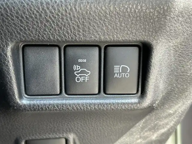 トヨタ Ｃ－ＨＲ G 大阪府 2016(平28)年 4万km メタルストリームM 純正９型ナビ/・CD/DVD/BT/フルセグ/追従クルーズコントロール/プリクラッシュセーフティ/シートヒーター/レザーシート/クリアランスソナー/ドライブレコーダー/ビルトインＥＴＣ/ＬＥＤライト/オートマチックハイビーム/バックカメラ/純正アルミ/スマートキー