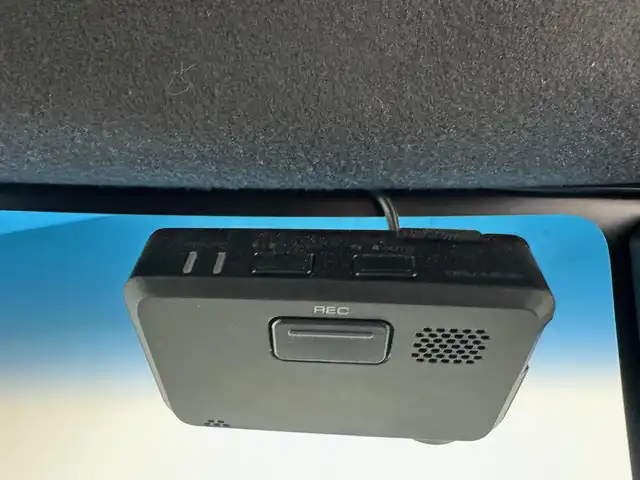 ダイハツ ウェイク G ターボ　レジャーエディション SA Ⅱ 兵庫県 2017(平29)年 3.8万km パールホワイトⅢ ・社外メモリナビ/・バックカメラ/・ETC/・前方ドライブレコーダー/・両側パワースライドドア/・衝突軽減ブレーキ/・クリアランスソナー/・アイドリングストップ/・純正15インチアルミホイール/・LEDヘッドライト/・LEDフォグランプ/・純正15インチアルミホイール/・社外フロアマット/・スマートキー/・スペアキー1本/・プッシュスタート