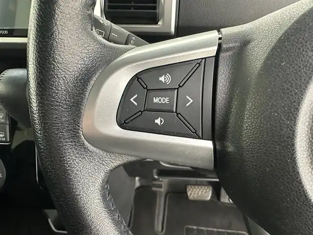 ダイハツ ウェイク G ターボ　レジャーエディション SA Ⅱ 兵庫県 2017(平29)年 3.8万km パールホワイトⅢ ・社外メモリナビ/・バックカメラ/・ETC/・前方ドライブレコーダー/・両側パワースライドドア/・衝突軽減ブレーキ/・クリアランスソナー/・アイドリングストップ/・純正15インチアルミホイール/・LEDヘッドライト/・LEDフォグランプ/・純正15インチアルミホイール/・社外フロアマット/・スマートキー/・スペアキー1本/・プッシュスタート