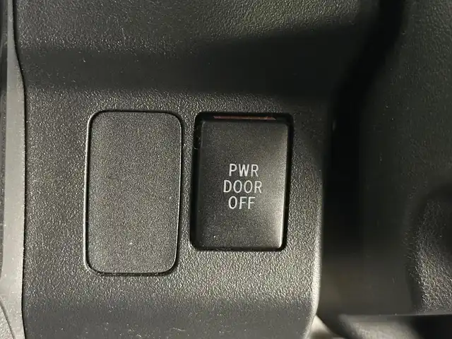 ダイハツ ウェイク G ターボ　レジャーエディション SA Ⅱ 兵庫県 2017(平29)年 3.8万km パールホワイトⅢ ・社外メモリナビ/・バックカメラ/・ETC/・前方ドライブレコーダー/・両側パワースライドドア/・衝突軽減ブレーキ/・クリアランスソナー/・アイドリングストップ/・純正15インチアルミホイール/・LEDヘッドライト/・LEDフォグランプ/・純正15インチアルミホイール/・社外フロアマット/・スマートキー/・スペアキー1本/・プッシュスタート