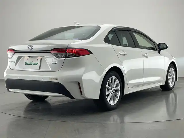 トヨタ カローラ ハイブリット S 愛知県 2021(令3)年 1万km ホワイトパールクリスタルシャイン 純正８型ＤＡナビ　シートヒーター　禁煙　シートヒーター　ハンドルヒーター　電動パーキング　ＢＳＭ　セーフティセンス　衝突軽減　追従クルコン　コーナーセンサー　ＵＳＢ　ＥＴＣ　ＬＥＤライト　スペアタイヤ