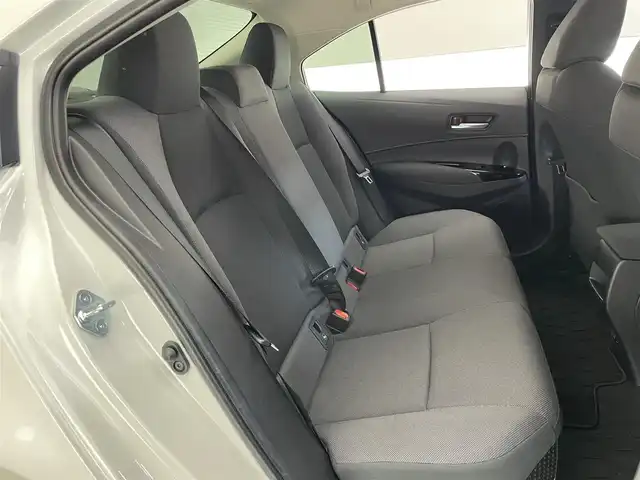 トヨタ カローラ ハイブリット S 愛知県 2021(令3)年 1万km ホワイトパールクリスタルシャイン 純正８型ＤＡナビ　シートヒーター　禁煙　シートヒーター　ハンドルヒーター　電動パーキング　ＢＳＭ　セーフティセンス　衝突軽減　追従クルコン　コーナーセンサー　ＵＳＢ　ＥＴＣ　ＬＥＤライト　スペアタイヤ