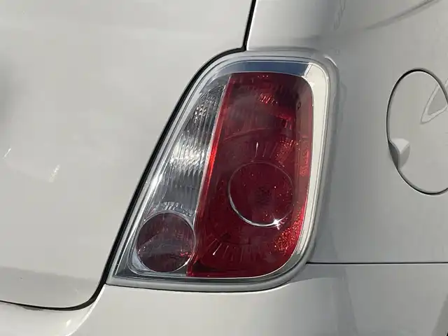 フィアット ５００ 1．2 8V ポップ 山形県 2010(平22)年 8.1万km 白 純正オーディオ/FM/AM/ドライブレコーダー/盗難防止装置/パワーウィンドゥ/本革ステアリング/ダブル&サイドエアバック/フォグランプ/スペアキー/取扱説明書