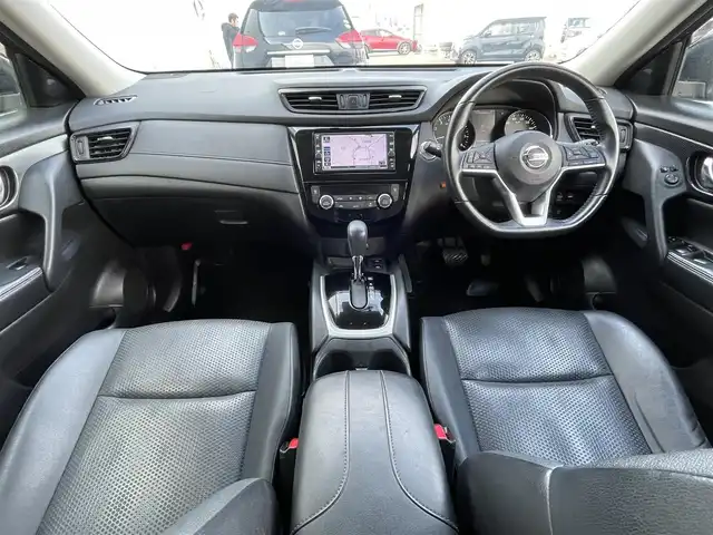 日産 エクストレイル 20X 佐賀県 2019(令1)年 5.5万km ダイヤモンドブラック ワンオーナー/純正ナビゲーション/・BT・USB・CD・SD・ipod・フルセグTV/アラウンドビゥーモニター/パワーバックドア/デジタルインナーミラー/前後ドライブレコーダー/ビルインETC/AUTOHOLD/電子パーキング/革巻きステアリング/ルーフレール/純正18インチアルミホイール/LEDヘッドライト/純正フロアマット/純正ドアバイザー/360°セーフティアシスト/・インテリジェント エマージェンシーブレーキ/・車線逸脱警報/・車線逸脱防止支援システム/・ハイビームアシスト/・ProPILOT/・衝突被害軽減システム