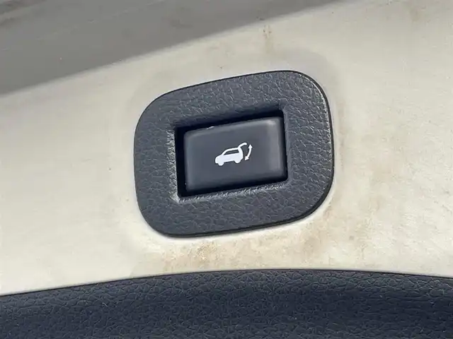 日産 エクストレイル 20X 佐賀県 2019(令1)年 5.5万km ダイヤモンドブラック ワンオーナー/純正ナビゲーション/・BT・USB・CD・SD・ipod・フルセグTV/アラウンドビゥーモニター/パワーバックドア/デジタルインナーミラー/前後ドライブレコーダー/ビルインETC/AUTOHOLD/電子パーキング/革巻きステアリング/ルーフレール/純正18インチアルミホイール/LEDヘッドライト/純正フロアマット/純正ドアバイザー/360°セーフティアシスト/・インテリジェント エマージェンシーブレーキ/・車線逸脱警報/・車線逸脱防止支援システム/・ハイビームアシスト/・ProPILOT/・衝突被害軽減システム