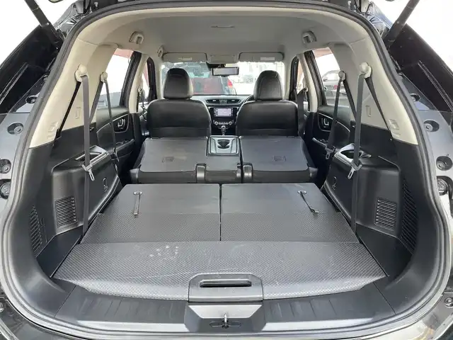 日産 エクストレイル 20X 佐賀県 2019(令1)年 5.5万km ダイヤモンドブラック ワンオーナー/純正ナビゲーション/・BT・USB・CD・SD・ipod・フルセグTV/アラウンドビゥーモニター/パワーバックドア/デジタルインナーミラー/前後ドライブレコーダー/ビルインETC/AUTOHOLD/電子パーキング/革巻きステアリング/ルーフレール/純正18インチアルミホイール/LEDヘッドライト/純正フロアマット/純正ドアバイザー/360°セーフティアシスト/・インテリジェント エマージェンシーブレーキ/・車線逸脱警報/・車線逸脱防止支援システム/・ハイビームアシスト/・ProPILOT/・衝突被害軽減システム