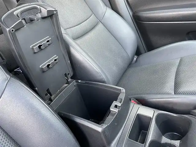 日産 エクストレイル 20X 佐賀県 2019(令1)年 5.5万km ダイヤモンドブラック ワンオーナー/純正ナビゲーション/・BT・USB・CD・SD・ipod・フルセグTV/アラウンドビゥーモニター/パワーバックドア/デジタルインナーミラー/前後ドライブレコーダー/ビルインETC/AUTOHOLD/電子パーキング/革巻きステアリング/ルーフレール/純正18インチアルミホイール/LEDヘッドライト/純正フロアマット/純正ドアバイザー/360°セーフティアシスト/・インテリジェント エマージェンシーブレーキ/・車線逸脱警報/・車線逸脱防止支援システム/・ハイビームアシスト/・ProPILOT/・衝突被害軽減システム