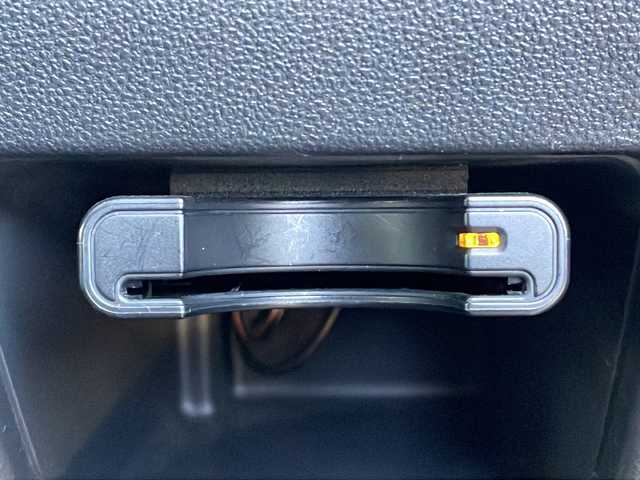 ダイハツ ムーヴ キャンバス G メイクアップ リミテッド　SAⅢ 山口県 2022(令4)年 4.6万km パールホワイトⅢ/ナチュラルベージュマイカメタリック 2トーン 社外ナビ【ケンウッド】/・ワンセグテレビ/・CD/DVD再生/・AM/FMラジオ/・Bluetooth/・AUX/iPod/バックカメラ/アラウンドビューモニター/両側パワースライドドア/ETC/運転席シートヒーター/スマートキー/スペアキー/プッシュスタート/ドリンクホルダー/LEDヘッドライト/フォグライト/サイドマーカーランプ/スマートアシスト3/・衝突回避支援ブレーキ/・衝突警報機能/・ブレーキ制御付き誤発進抑制機能/・ふらつき警報/・コーナーセンサー/保証書/取扱説明書