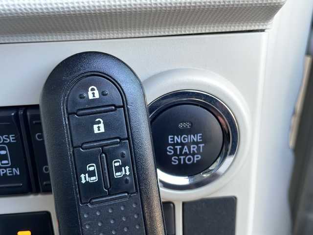 ダイハツ ムーヴ キャンバス G メイクアップ リミテッド　SAⅢ 山口県 2022(令4)年 4.6万km パールホワイトⅢ/ナチュラルベージュマイカメタリック 2トーン 社外ナビ【ケンウッド】/・ワンセグテレビ/・CD/DVD再生/・AM/FMラジオ/・Bluetooth/・AUX/iPod/バックカメラ/アラウンドビューモニター/両側パワースライドドア/ETC/運転席シートヒーター/スマートキー/スペアキー/プッシュスタート/ドリンクホルダー/LEDヘッドライト/フォグライト/サイドマーカーランプ/スマートアシスト3/・衝突回避支援ブレーキ/・衝突警報機能/・ブレーキ制御付き誤発進抑制機能/・ふらつき警報/・コーナーセンサー/保証書/取扱説明書