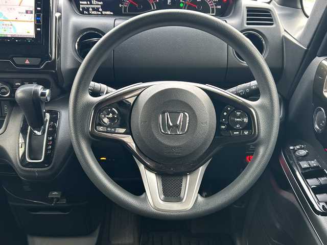 ホンダ Ｎ ＢＯＸ カスタムG スロープLホンダS 京都府 2019(平31)年 1.5万km ミラノレッド ・純正ナビ/・バックカメラ/・ビルトインETC/・シートヒーター/・レーダークルーズコントロール/・LEDオートライト/・フォグランプ/・車いす専用スローパー