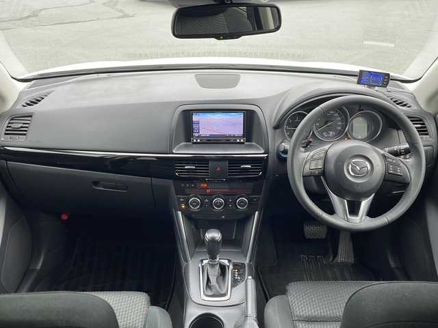 マツダ ＣＸ－５ XD 三重県 2013(平25)年 17万km クリスタルホワイトパールマイカ ディスチャージパッケージ　/アダプティブフロットライティングシステム/リアビークルモニタリングシステム/トラクションコントロール/社外SDナビ　/フルセグTV　/ＣＤ　ＤＶＤ再生　/Bluetooth接続/サイドカメラ/バックカメラ　/ETC　/レーダー探知機　/クルーズコントロール　/アイドリングストップ　/ステアリングスイッチ　/オートエアコン