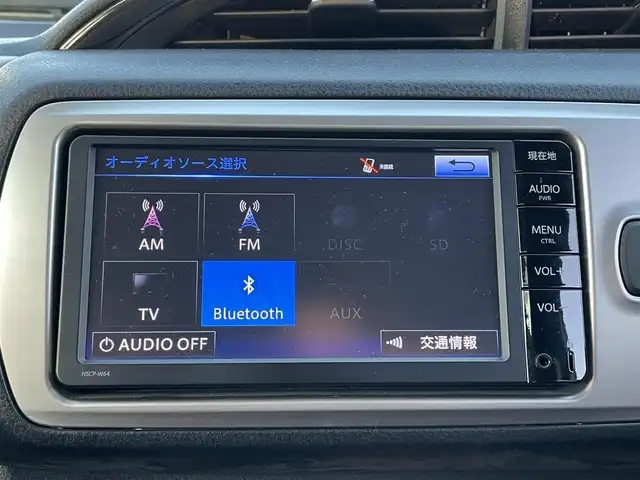 トヨタ ヴィッツ ジュエラ 長野県 2015(平27)年 5.1万km 赤 取扱説明書/保証書/ワンセグテレビ/AM/FM/Bluetooth/バックカメラ/スペアキー/スマートキー/パワーウィンドウ/純正フロアマット/プッシュスタート/ドアバイザー/nanoe/アイドリングストップ/ETC/LEDヘッドライト/オートライト