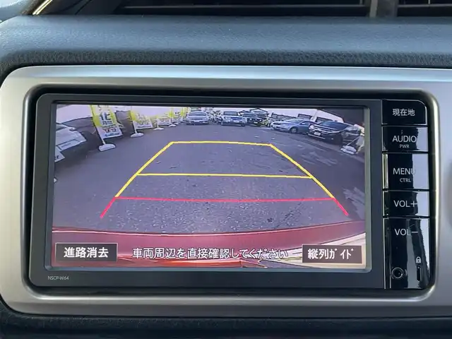 トヨタ ヴィッツ ジュエラ 長野県 2015(平27)年 5.1万km 赤 取扱説明書/保証書/ワンセグテレビ/AM/FM/Bluetooth/バックカメラ/スペアキー/スマートキー/パワーウィンドウ/純正フロアマット/プッシュスタート/ドアバイザー/nanoe/アイドリングストップ/ETC/LEDヘッドライト/オートライト