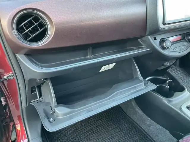 トヨタ ヴィッツ ジュエラ 長野県 2015(平27)年 5.1万km 赤 取扱説明書/保証書/ワンセグテレビ/AM/FM/Bluetooth/バックカメラ/スペアキー/スマートキー/パワーウィンドウ/純正フロアマット/プッシュスタート/ドアバイザー/nanoe/アイドリングストップ/ETC/LEDヘッドライト/オートライト