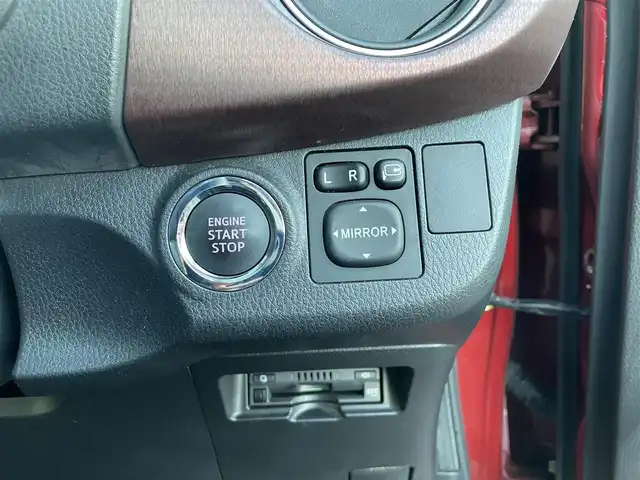 トヨタ ヴィッツ ジュエラ 長野県 2015(平27)年 5.1万km 赤 取扱説明書/保証書/ワンセグテレビ/AM/FM/Bluetooth/バックカメラ/スペアキー/スマートキー/パワーウィンドウ/純正フロアマット/プッシュスタート/ドアバイザー/nanoe/アイドリングストップ/ETC/LEDヘッドライト/オートライト