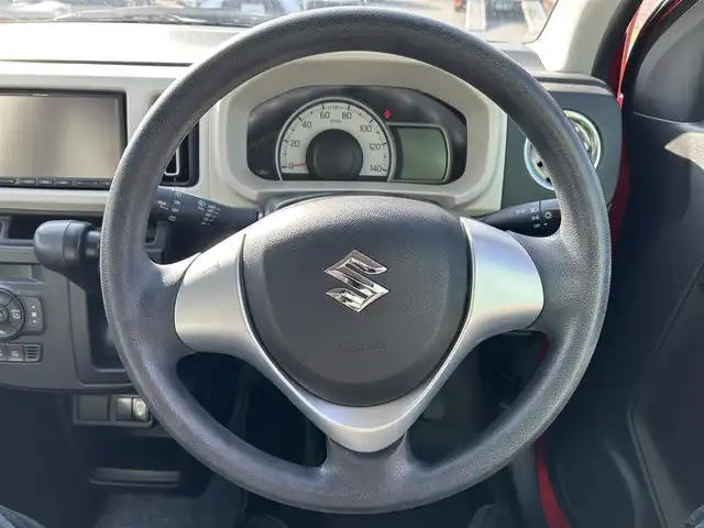 スズキ アルト X 福岡県 2015(平27)年 5.7万km ピュアレッド/ミディアムグレー 衝突被害軽減ブレーキ/前方ドラレコ/社外ETC/スマートキー/純正フロアマット/純正AW/アイドリングストップ/PanasonicSDナビ/・BT/・ワンセグTV/・CD/DVD