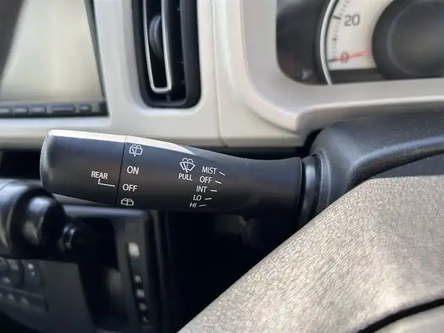 スズキ アルト X 福岡県 2015(平27)年 5.7万km ピュアレッド/ミディアムグレー 衝突被害軽減ブレーキ/前方ドラレコ/社外ETC/スマートキー/純正フロアマット/純正AW/アイドリングストップ/PanasonicSDナビ/・BT/・ワンセグTV/・CD/DVD