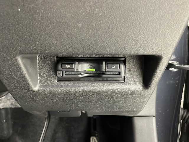 スズキ ジムニー XC 大阪府 2020(令2)年 3.6万km ブルーイッシュブラックパール3 社外7V型ナビ(KENWOOD)/【フルセグTV/Bluetooth/CD/DVD/FM/AM/USB】/衝突軽減システム/クルーズコントロール/車線逸脱防止機能/オートハイビーム/ヒルホールドコントロール/ヒルディセントコントロール/ヘッドライトウォッシャー/ヒーテッドミラー/D/N席シートヒーター/社外16インチAW/背面タイヤ/スマートキー/スペアキー1本/プッシュスタート/AAC