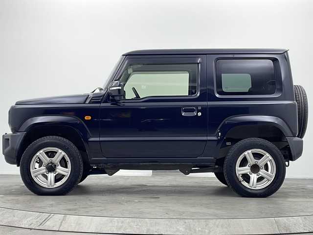 スズキ ジムニー XC 大阪府 2020(令2)年 3.6万km ブルーイッシュブラックパール3 社外7V型ナビ(KENWOOD)/【フルセグTV/Bluetooth/CD/DVD/FM/AM/USB】/衝突軽減システム/クルーズコントロール/車線逸脱防止機能/オートハイビーム/ヒルホールドコントロール/ヒルディセントコントロール/ヘッドライトウォッシャー/ヒーテッドミラー/D/N席シートヒーター/社外16インチAW/背面タイヤ/スマートキー/スペアキー1本/プッシュスタート/AAC