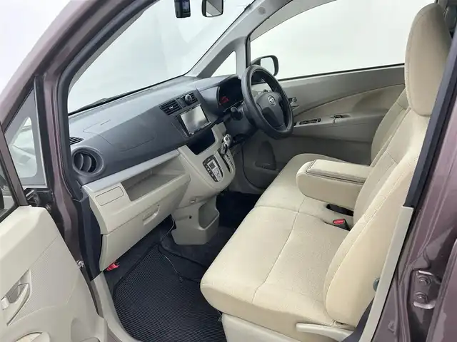 ダイハツ ムーヴ X SA 熊本県 2013(平25)年 4.5万km シルキーマルーンクリスタルメタリック 社外ナビMDV-L500　/バックカメラ　/社外前後ドライブレコーダー　/スマートアシスト　/アイドリングストップ　/横滑り防止　/電動格納ミラー　/オートライト/純正フロアマット　/純正１４インチＡＷ　/プッシュスタート/スマートキー　/スペアキー１本/保証書/取扱説明書