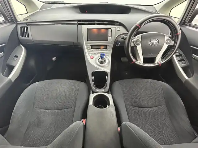 トヨタ プリウス S ツーリングセレクション 岡山県 2015(平27)年 4.6万km パール プッシュスタート/アイドリングストップ/スマートキー/ビルドインETC/バックカメラ/純正HDDナビ/ドライブレコーダー/純正17インチアルミホイール/横滑り防止装置/オートライト/純正LEDヘッドライト/衝突軽減ブレーキ/フォグランプ/運転席ウェルカムランプ