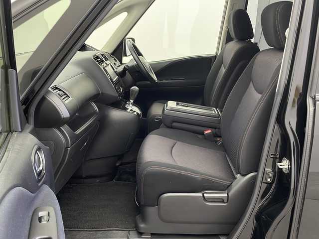 日産 セレナ ハイウェイスター Vセレクション 栃木県 2012(平24)年 11万km スーパーブラック 社外フリップダウンモニター(Pioneer)/純正SDナビ(MC311D-W)/ Bluetooth/フルセグTV・/SD/CD/DVD/バックカメラ/クルーズコントロール/両側パワースライドドア/リアガラスサンシェード/ビルトインETC/HIDヘッドライト/フォグランプ/プッシュスタート/フロアマット/社外5インチアルミホイール/純正16インチアルミホイールセット積込(タイヤ溝無)/スマートキー×2本/保証書、取扱説明書